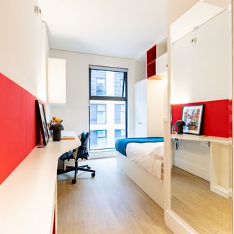 Classic En Suite - Image 1